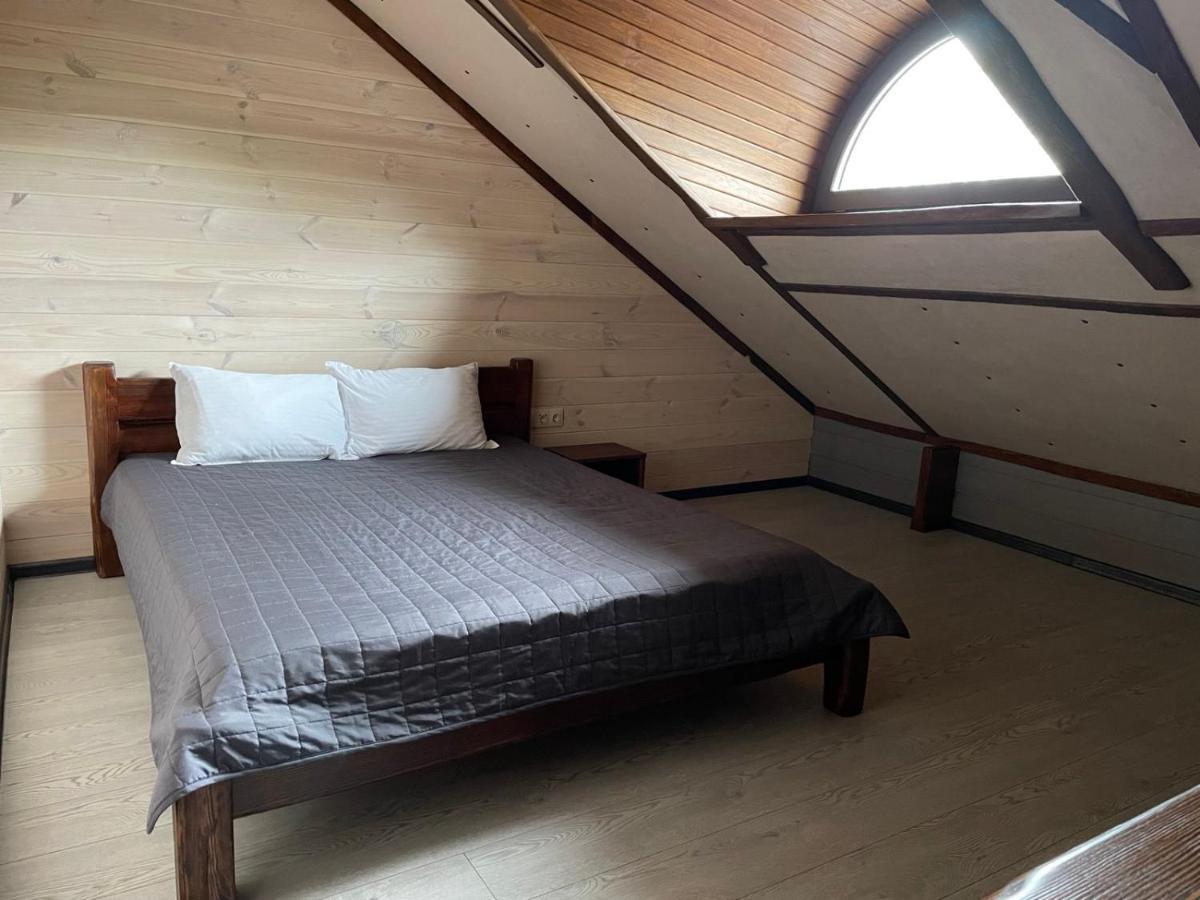 Kolyba Club Hotel Stanishovka Bagian luar foto
